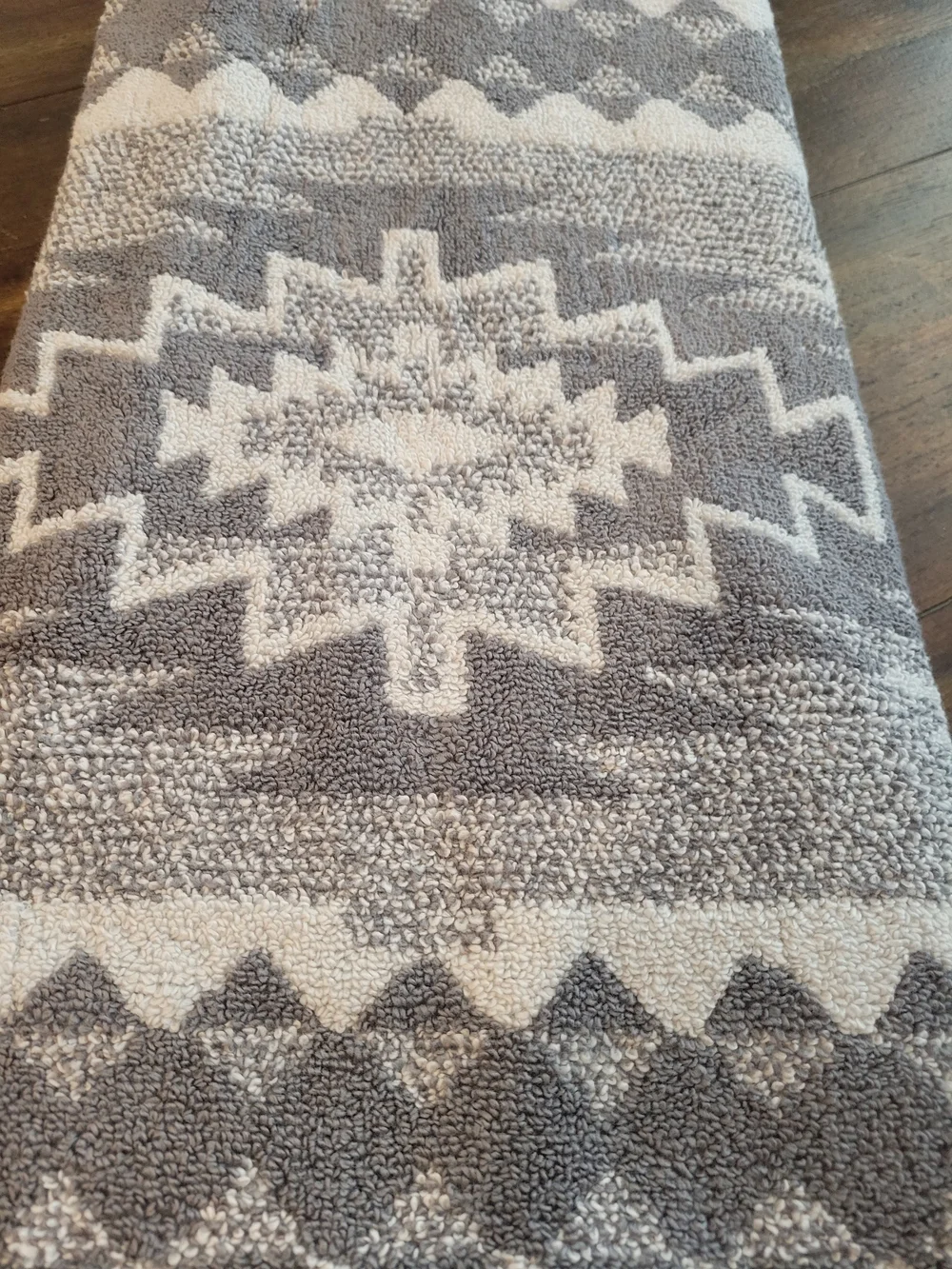 Wrangler Southwestern, Aztec, Gray & White Patterned Towels
